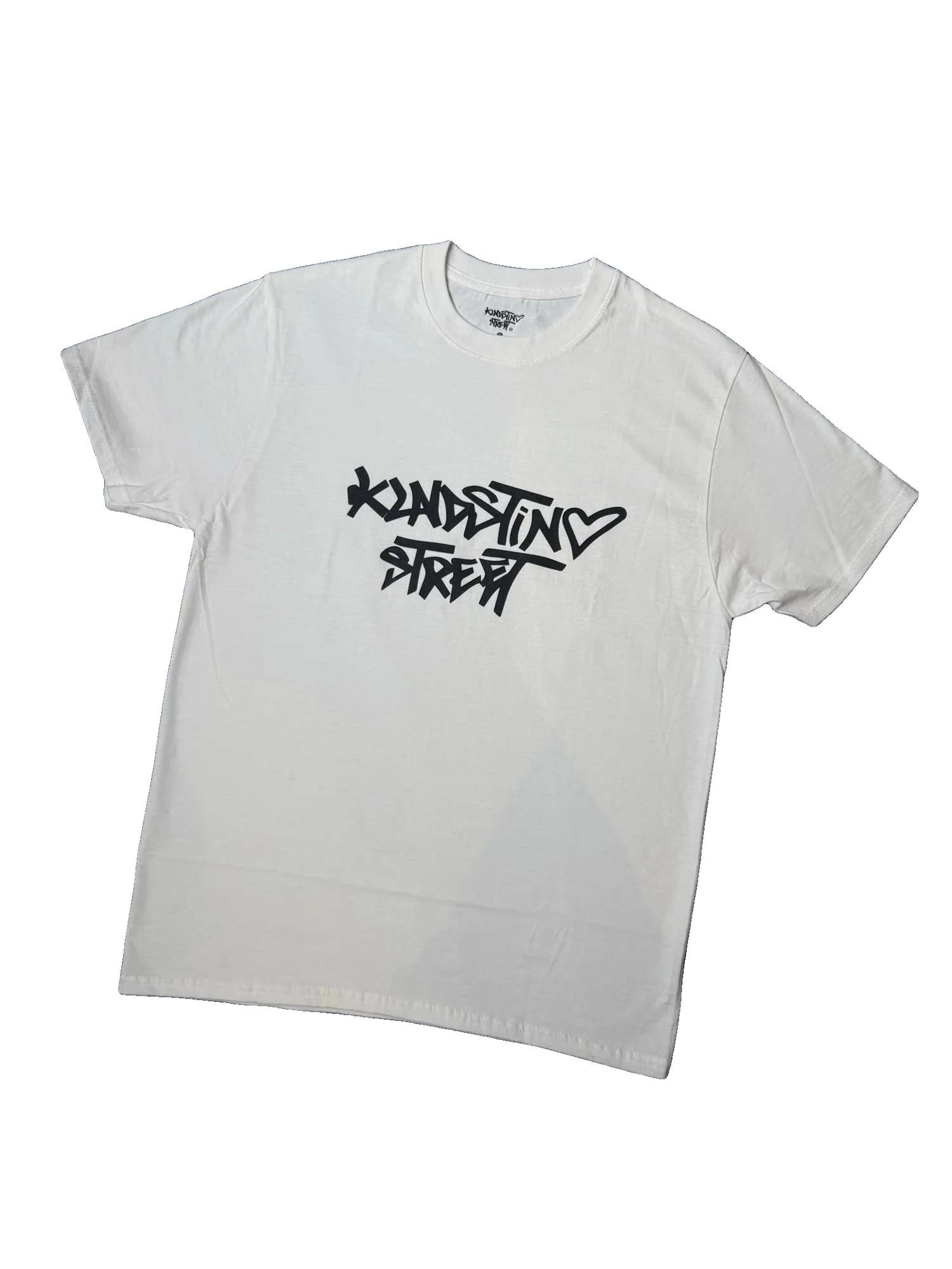 CAMISETA LETTERING GRAFFITI