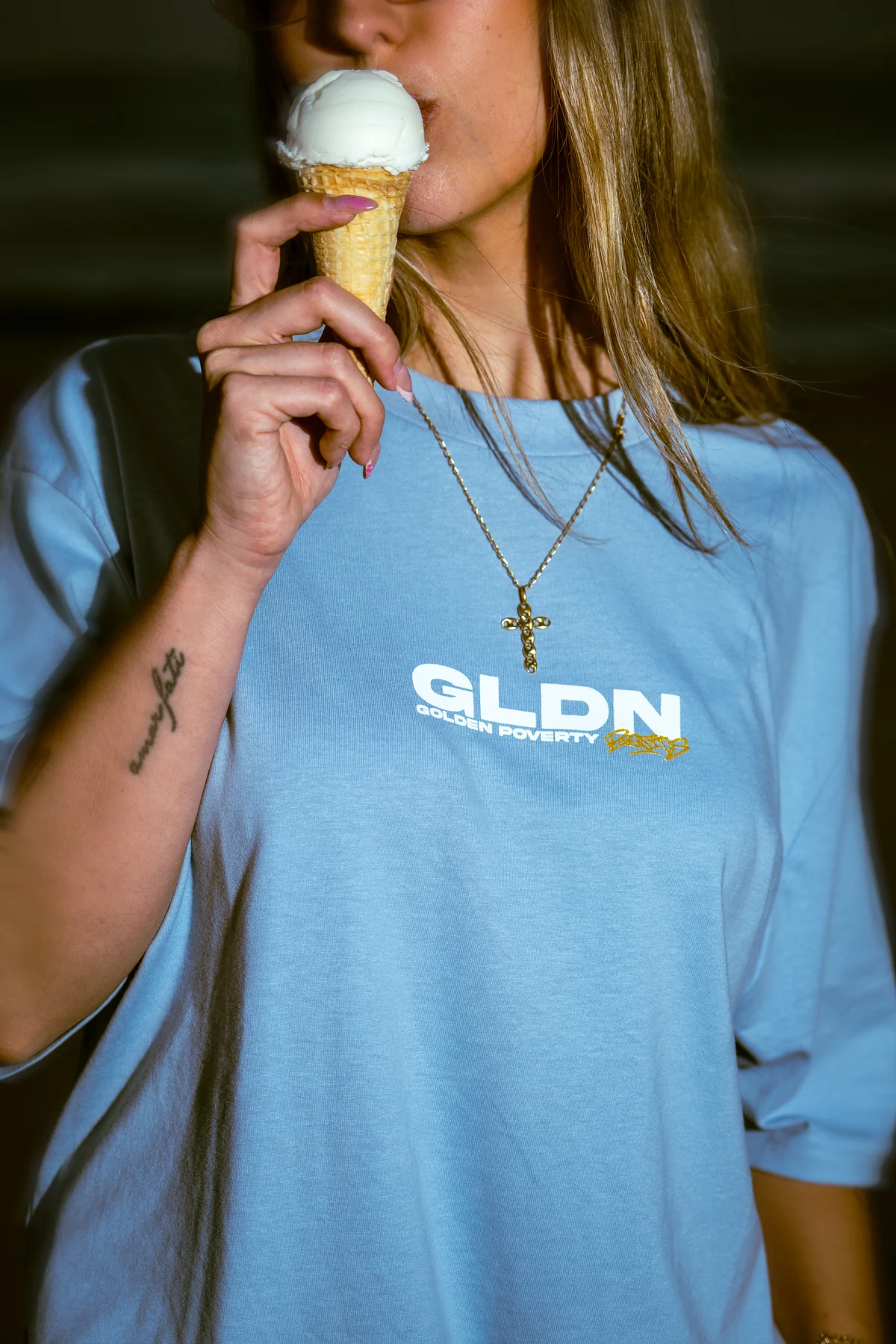 CAMISETA GLDN BASICS
